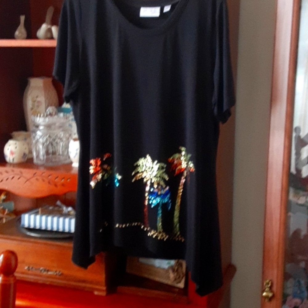 Quacker Factor tunic top with sequins